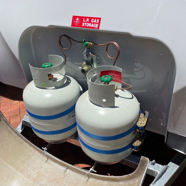 CF64A924-C7B2-4729-B28E-9A69DF5F1EDC